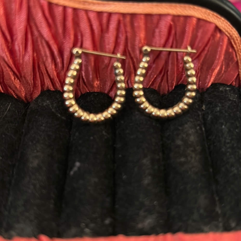 14kt gold earrings